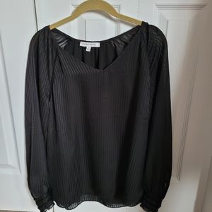 Elegant black shirt, women, size S, slightly silky material,long sleeves with de